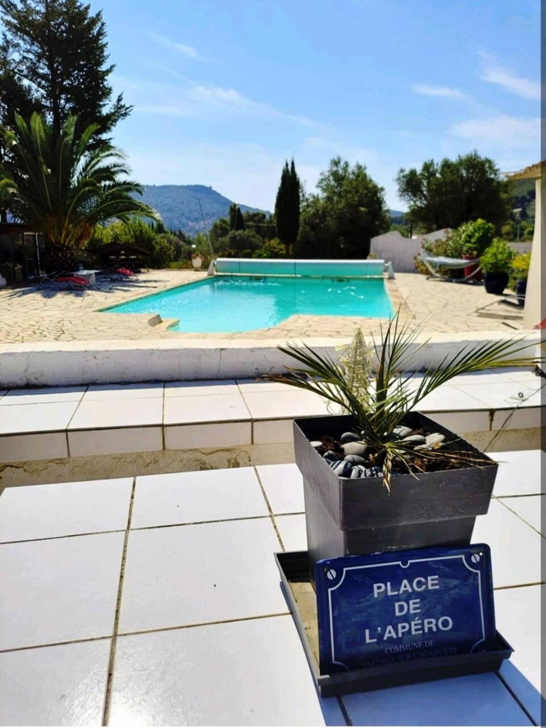 Logement La Belle Provence Le Beausset Exterior foto